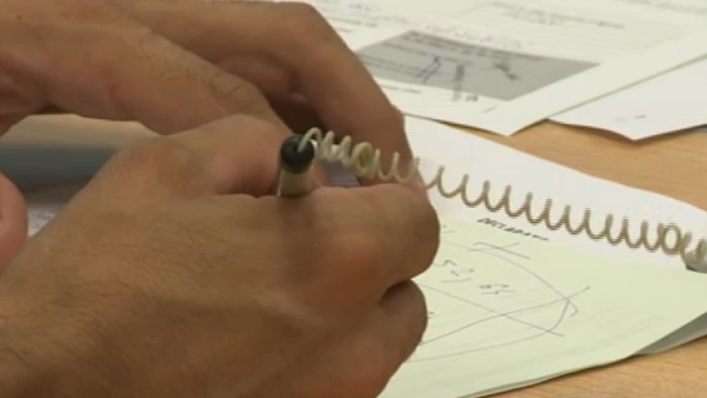 Capcanele creditelor rapide: dobanzi si penalitati care cresc valoarea imprumutului si de cinci ori Imagine