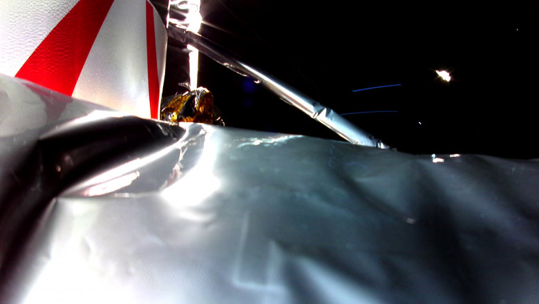 Capsula Peregrine a reintrat in atmosfera terestra, deasupra Oceanului Pacific, si probabil a ars. NASA anunta conferinta de presa Imagine