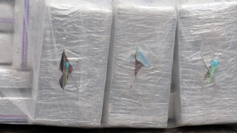 Captura de droguri in Spania. Politistii au gasit pe un vas 500 de kilograme de cocaina Imagine