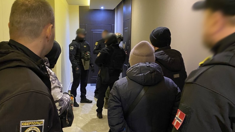 Capul unei grupari de hackeri a fost arestat in Ucraina. Teroristii cibernetici actioneaza in 71 de tari folosind atacuri ransomware Imagine