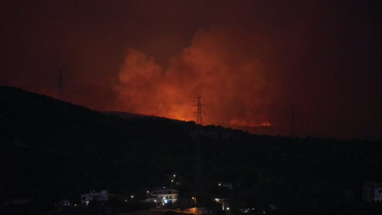 Care sunt zonele de foc in Grecia vara aceasta. Interviu cu coordonatorul pompierilor straini Imagine