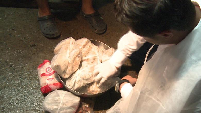 Carne expirata, in meniul turistilor. ANPC a inchis trei restaurante din 2 Mai si Vama Veche Imagine