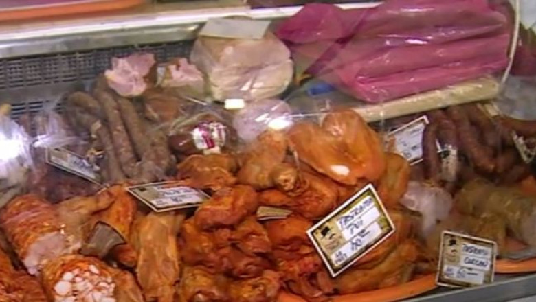 Carne stricata, gasita la un targ traditional organizat cu ocazia Zilelor Brasovului Imagine