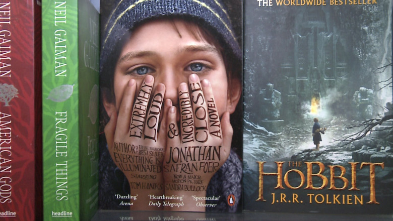 Carte engleza la Biblioteca Franceza  Imagine