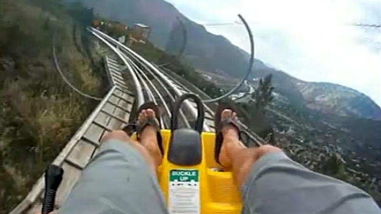 Carusel montan la Poiana Brasov. „Derdelusul pe sine” de pe varful Postavarul ar urma sa fie lung de 2 kilometri Imagine