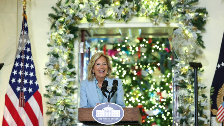 Casa Alba a intrat in spiritul sarbatorilor de iarna. Jill Biden a anuntat tema folosita pentru Craciunul din 2023 Imagine