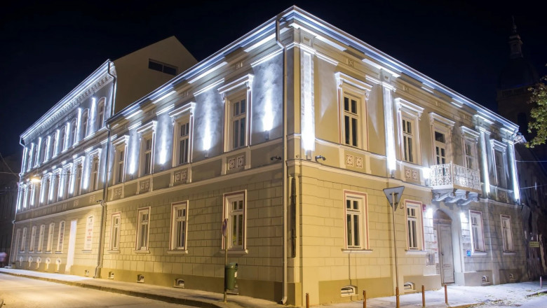 Casa cu Ax de Fier a fost scoasa la vanzare pentru o suma fabuloasa. Cladirea apare in planurile orasului Timisoara inca din 1836 Imagine