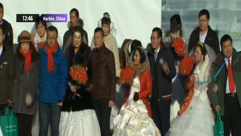 Casatorie in grup la Festivalul Ghetii din China Imagine