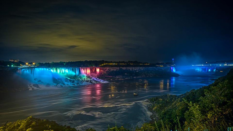 Cascada Niagara va fi iluminata in albastru cu ocazia nasterii bebelusului regal britanic Imagine