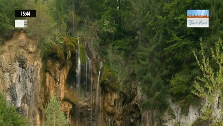 Cascada unica din Muntii Apuseni, unde au loc fenomene naturale spectaculoase Imagine
