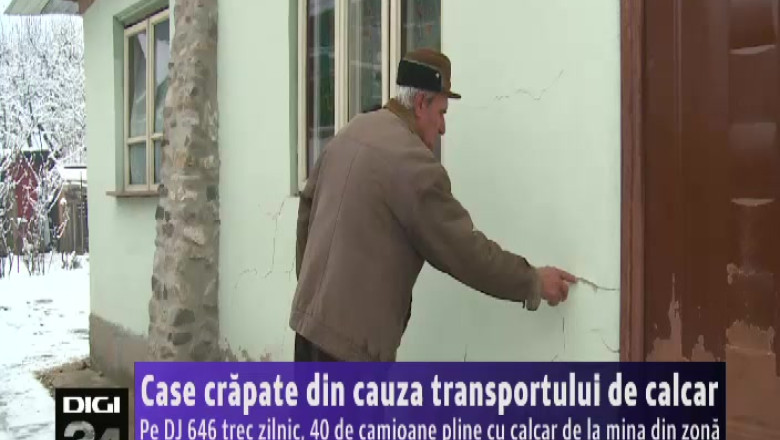 Case crapate din cauza transportului de calcar. Pe DJ 646 trec zilnic, 40 de camioane pline cu calcar de la mina din zona Imagine