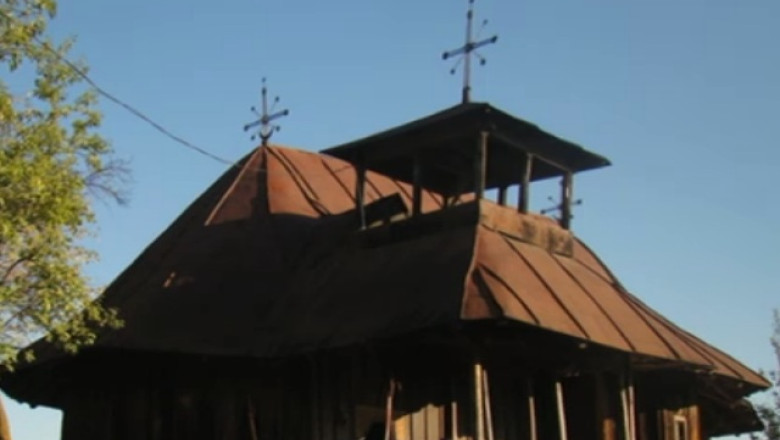 Casele de la sate, in pericol. Romanii nu construiesc si nu restaureaza temeinic Imagine