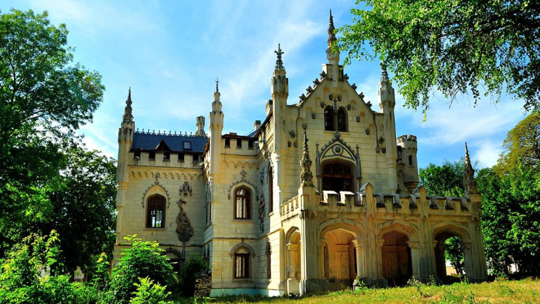 Castelul Sturdza din Miclauseni, redeschis dupa 10 ani de reparatii Imagine