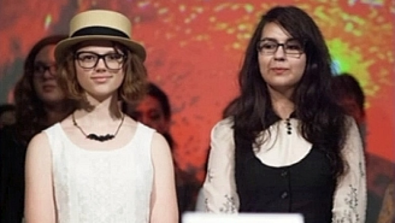 Castigatoarele „Shakespeare School Essay”, eleve din Bucuresti si Topoloveni, merg in tabara in Marea Britanie Imagine