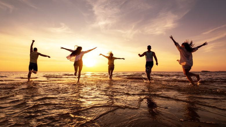 Cat costa drumul pana la mare si care este cel mai scurt traseu. Cum calatoresc romanii de 1 Mai: preturi si provocari de sezon Imagine