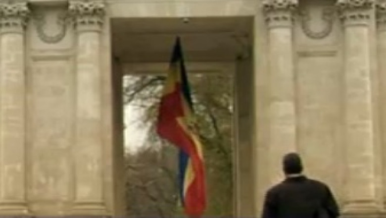 Cat mai costa sa devii roman cu acte in regula. Urmariti o ancheta „Din | interior”, duminica, la 18.30 Imagine