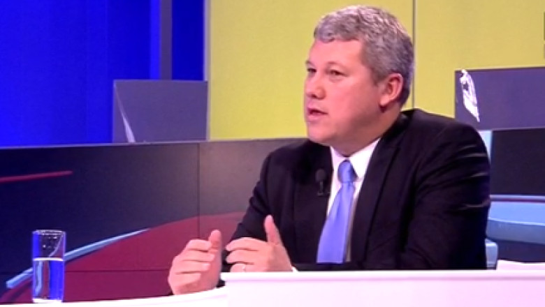 Catalin Predoiu: Mai e inca in functie domnul Dragnea sau va ramane, precum domnul Fenechiu, pana in ultima clipa? Imagine