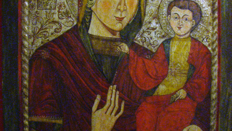 Cati romani isi serbeaza onomastica de Sfanta Maria Imagine