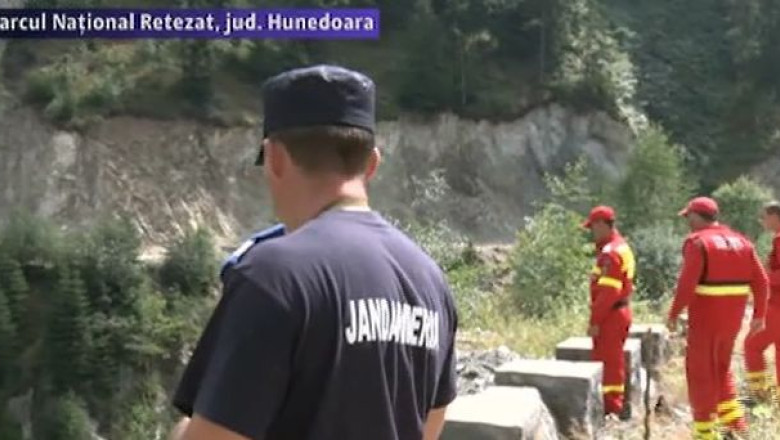 Cautari disperate in Retezat, dupa adolescenta disparuta Imagine