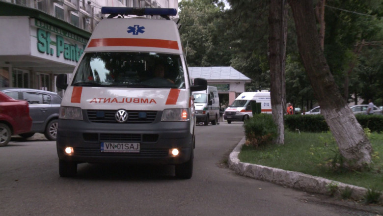 Caz de West Nile, la Focsani Imagine