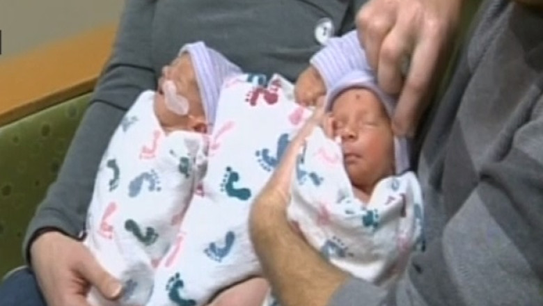 Caz extrem de rar. Tripleti identici, nascuti in SUA Imagine