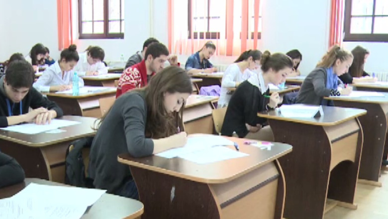 Caz fara precedent in istoria invatamantului romanesc: 20 de elevi de la Mangalia ar putea ramane fara diplomele de Bacalaureat  Imagine