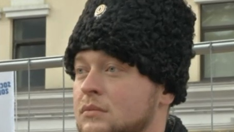 Cazacii, pusi sa asigure paza la Jocurile Olimpice de la Soci. Soldatii sunt imbracati in uniforme de pe vremea tarilor Imagine