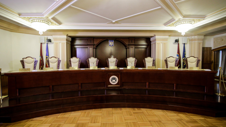 CCR a declarat constitutionala Legea securitatii cibernetice. USR si Forta Dreptei reclamasera incalcarea dreptului la viata privata Imagine