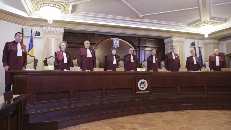 CCR amana decizia pe legea pensiilor speciale pentru lamuriri suplimentare Imagine