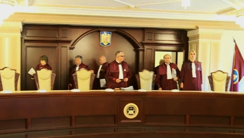 CCR despre Codul Insolventei: Efectul direct al suspendarii licentei audiovizuale - declansarea rapida a falimentului. Efectul indirect - incalcarea dreptului la informare Imagine