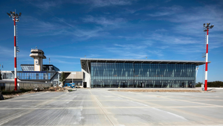 Ce-au patit doi baieti care s-au jucat cu un laser langa aeroportul din Satu Mare Imagine