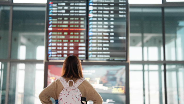 Ce despagubiri pot primi romanii pentru zboruri anulate sau intarziate. Cum este calculata valoarea compensatiei Imagine