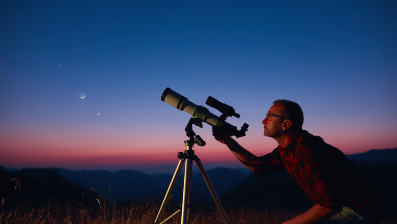 Ce este „Super Luna Recoltei”: cum descriu specialistii fenomenul. Ce se poate observa pe cer in noaptea de 6 spre 7 octombrie Imagine