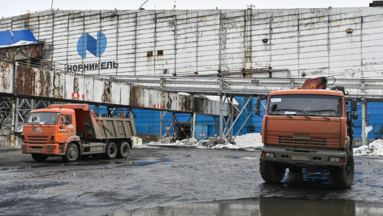 Ce inseamna „somajul ascuns”, fenomenul ce afecteaza tot mai multe sectoare ale economiei ruse dupa impunerea sanctiunilor Imagine