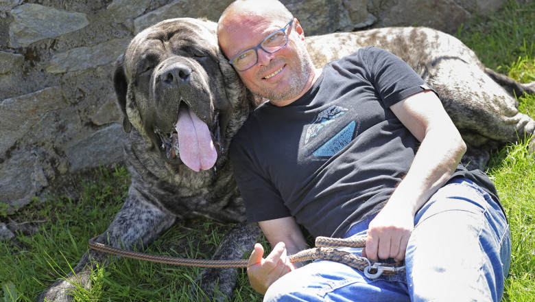 Ce mananca Urias, un caine care a ajuns la 125 de kilograme si a stabilit un record Imagine