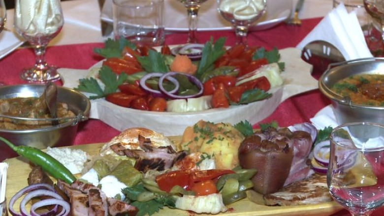 Ce prefera, la restaurant, timisoreanul? Bucate traditionale, mancaruri banatene Imagine