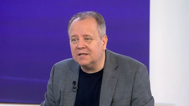 Ce reprezinta conceptele „soft power” si „smart power” si cum pot politicienii sa recastige increderea cetatenilor Imagine