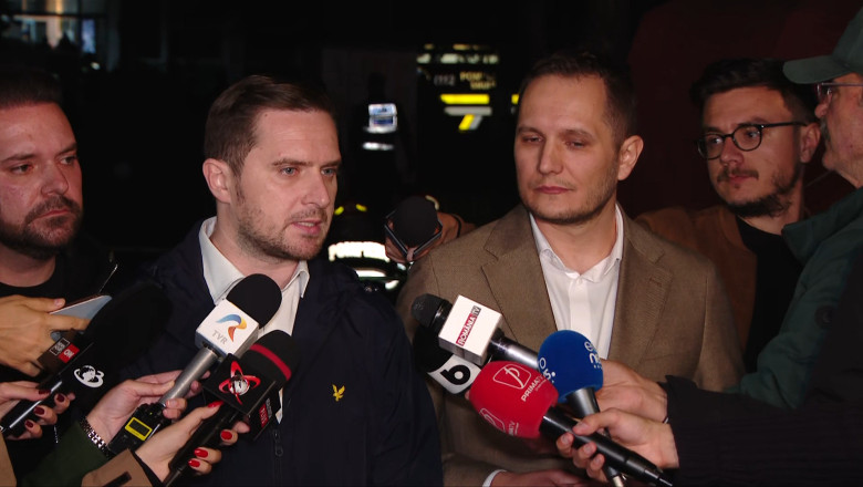 Ce se intampla cu locatarii care au apartamente cu credit ipotecar in blocul din Rahova. Explicatiile primarului Stelian Bujduveanu Imagine