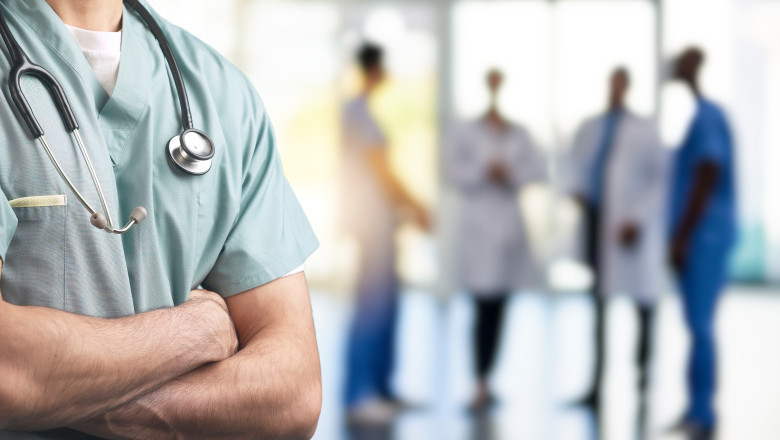 Ce venituri vor avea medicii in 2027. Reforma salarizarii aduce cresteri de salarii si reduce diferentele dintre spitale
