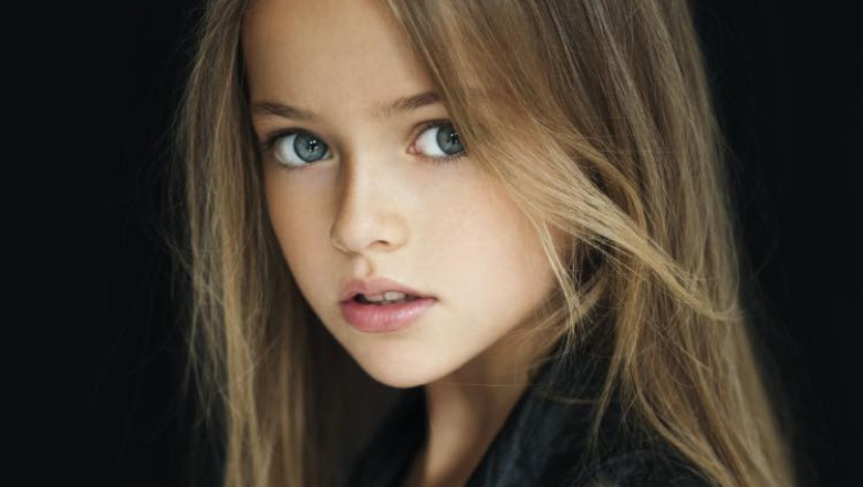 Cea mai frumoasa fata din lume la numai 8 ani. Cine este Kristina Pimenova - FOTO Imagine