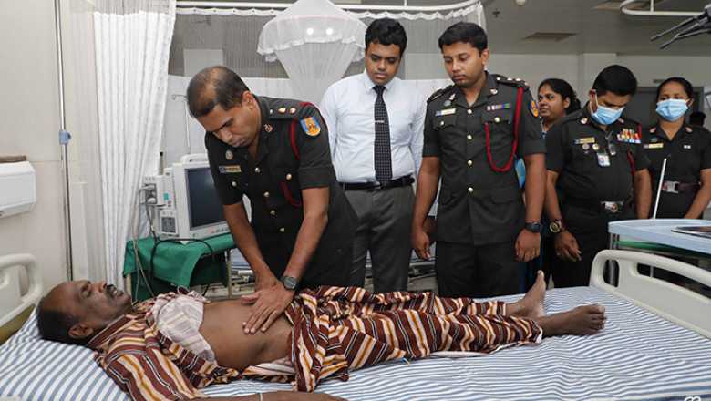 Cea mai mare piatra la rinichi din lume, indepartata chirurgical de medicii din Sri Lanka Imagine