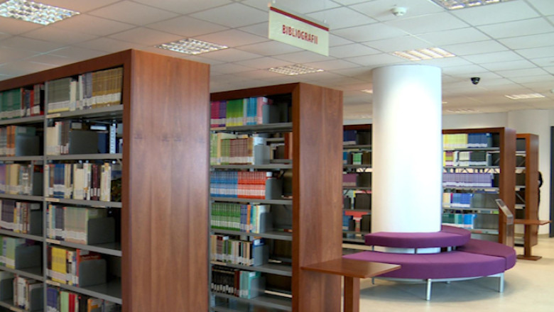 Cea mai moderna biblioteca din vest Imagine