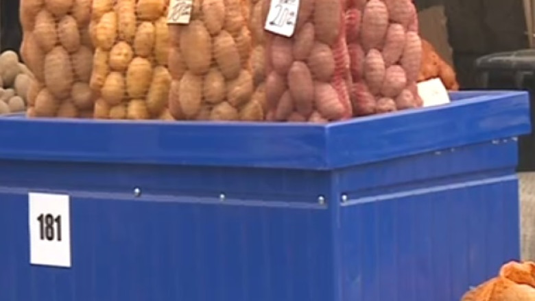 Cea mai moderna piata de la granita Romania-Ungaria nu s-a mai deschis. Canalizarea s-a infundat Imagine