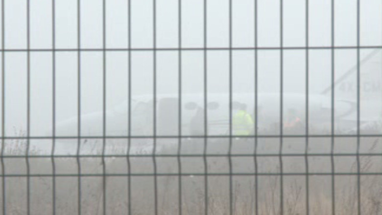 Ceata a dat peste cap traficul aerian din Iasi. O cursa a fost anulata, alte doua au fost amanate Imagine