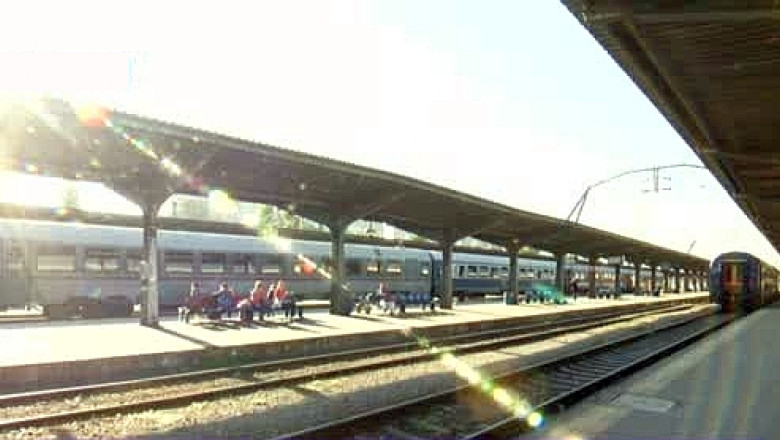 Ceferistii protesteaza joi la Ministerul Transporturilor si in fata sediului Guvernului. Restrictii in trafic Imagine