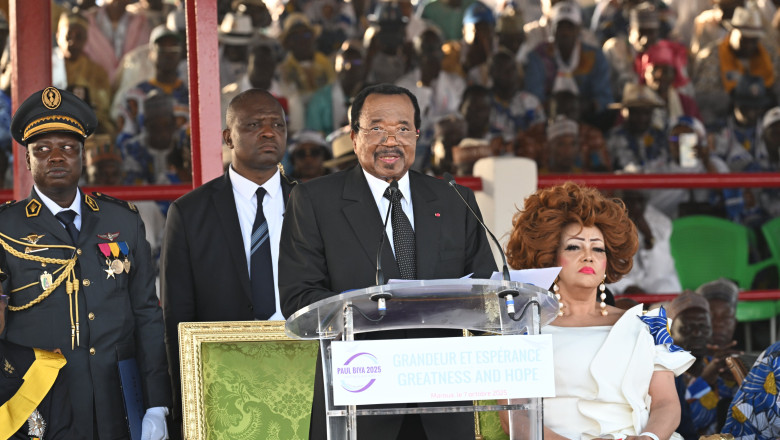 Cel mai batran presedinte din lume candideaza pentru un nou mandat. Paul Biya si-a inceput campania electorala Imagine