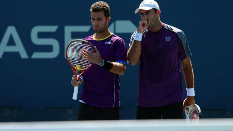 Cel mai bun an din cariera! La Shenzen, Horia Tecau a castigat al saselea titlu al sezonului, alaturi de Rojer Imagine