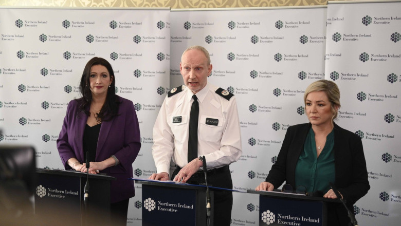 Cel mai inalt nivel de alerta, decretat in Irlanda si Irlanda de Nord inainte de furtuna Eowyn. Scolile au fost inchise Imagine