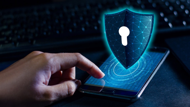 Cel mai mare soft de spionaj, FluBot, a fost blocat de Europol. Hackerii furau datele bancare cu ajutorul unor SMS-uri Imagine