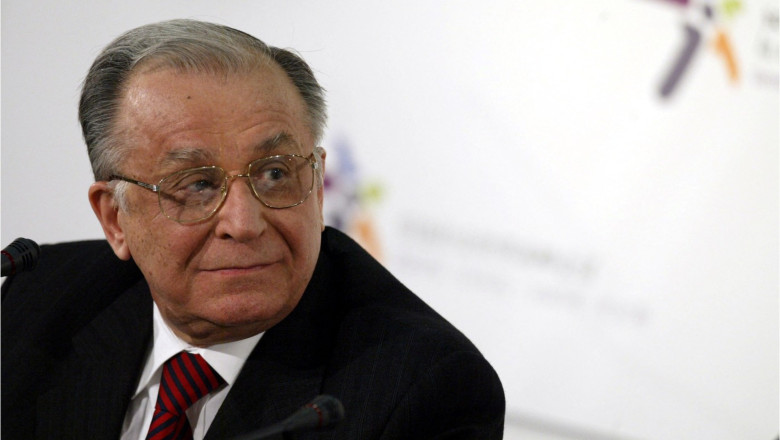 Cel mai recent buletin medical al lui Ion Iliescu. Cum se simte fostul presedinte Imagine